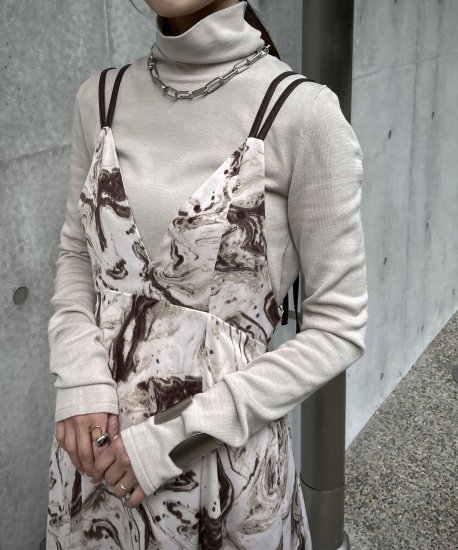Turtle neck knit