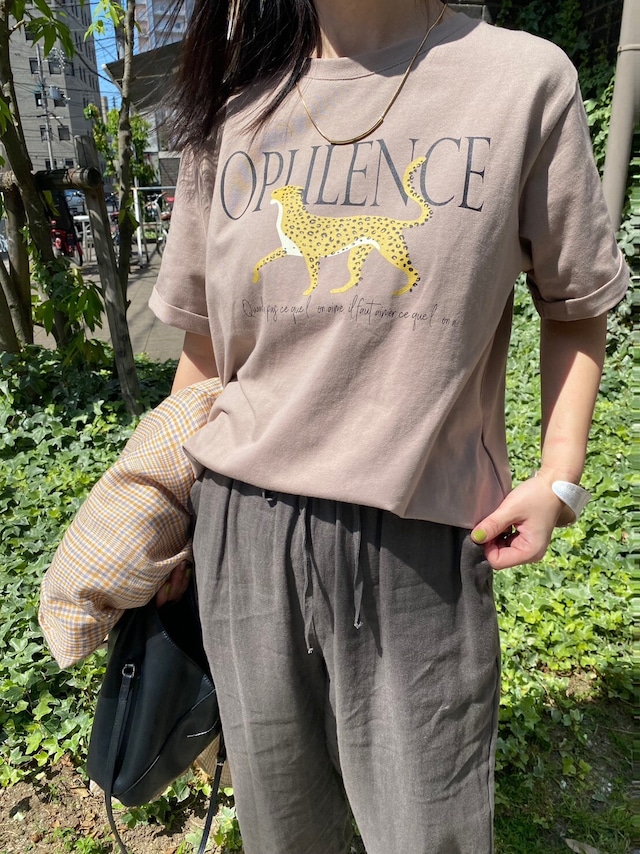 チーター×ロゴTシャツ